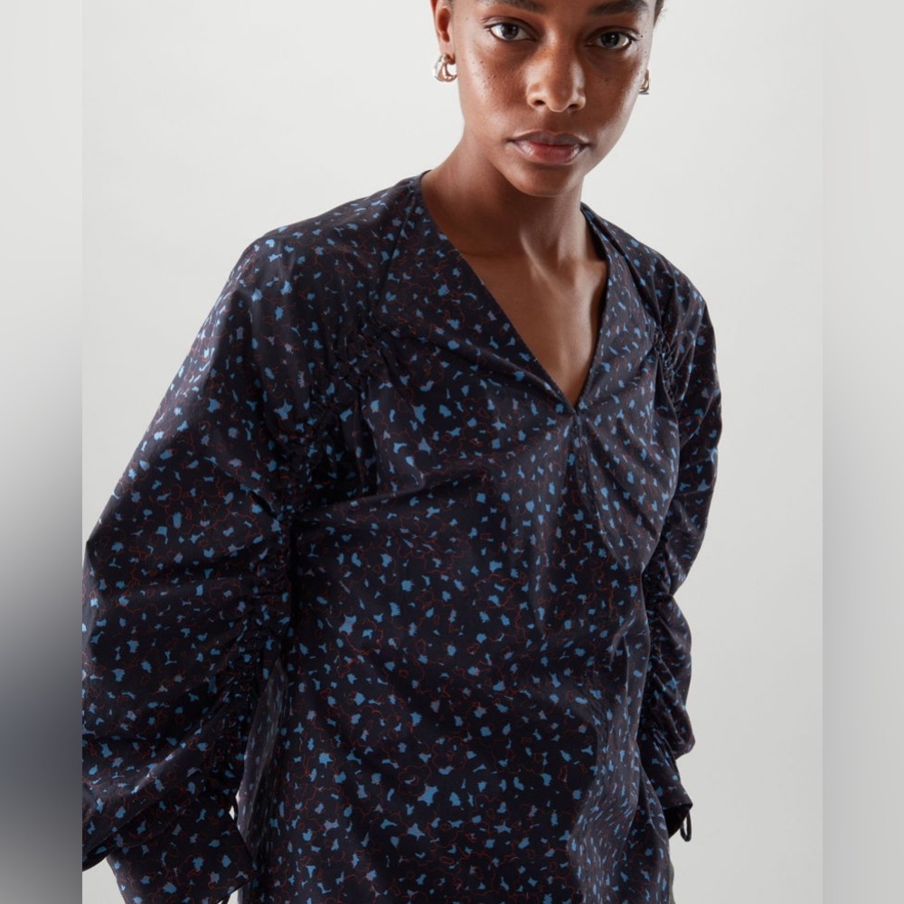 COS | Drawstring Sleeve V-Neck Top Size 12